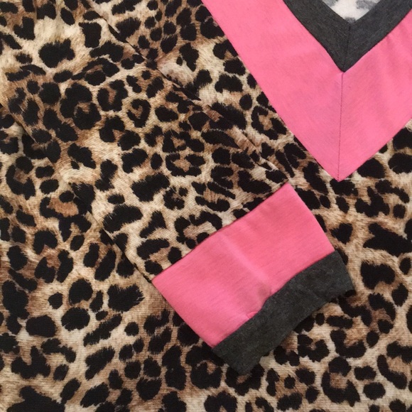 Wild Hearts Pink Leopard Knit Sweater Tunic - Picture 3 of 5